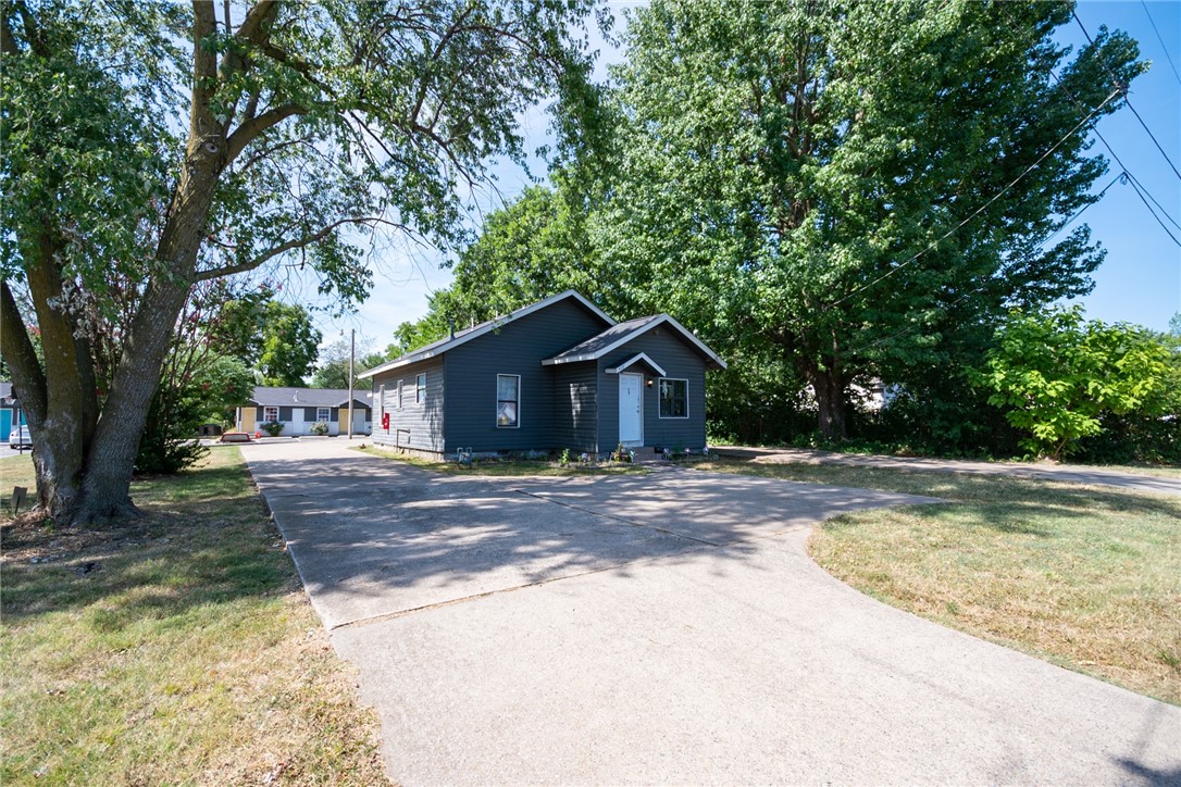 Hayes Sub In Hayes First Add - Residential