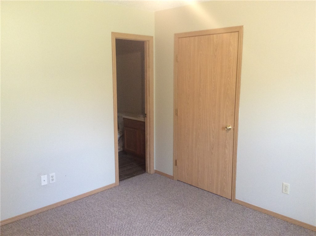 DAWN ACRES - Residential Lease