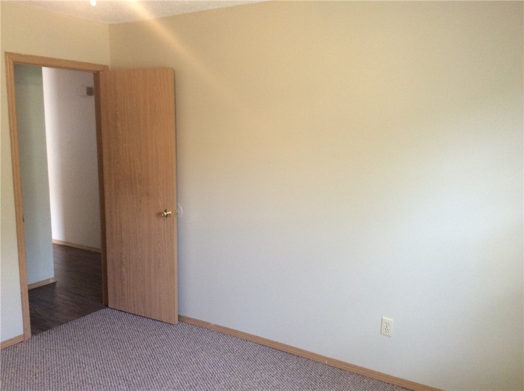 DAWN ACRES - Residential Lease