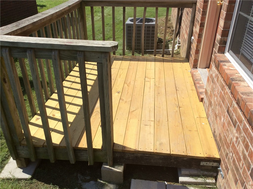 DAWN ACRES - Residential Lease