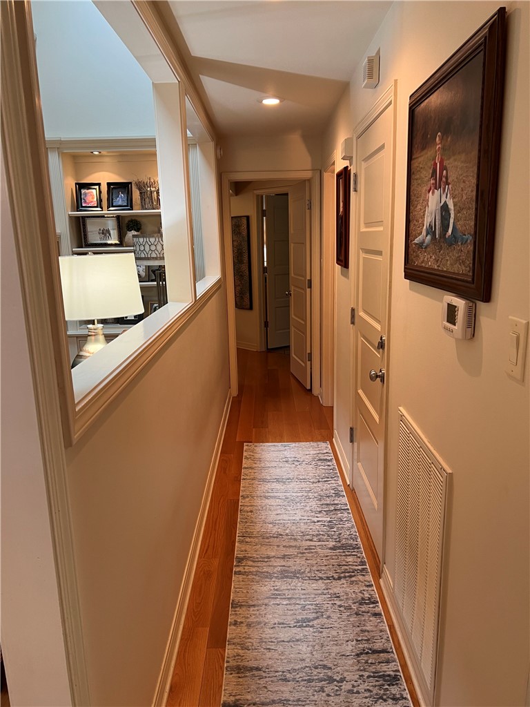 Skyline Manor Unit Ii - Residential