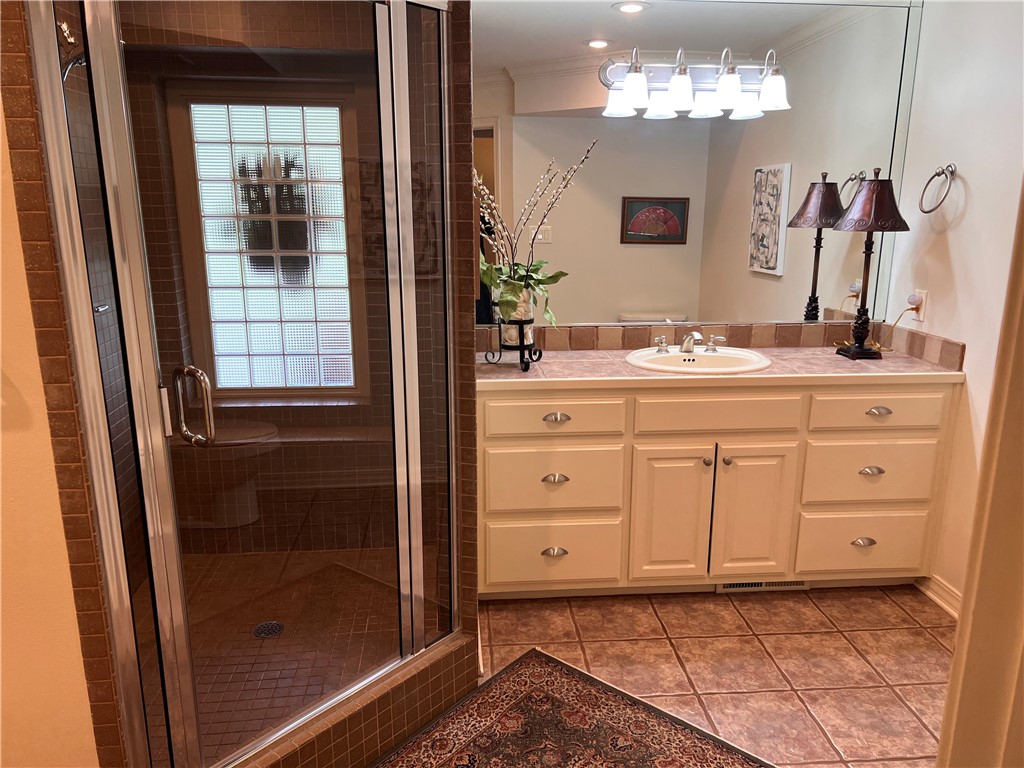 Skyline Manor Unit Ii - Residential