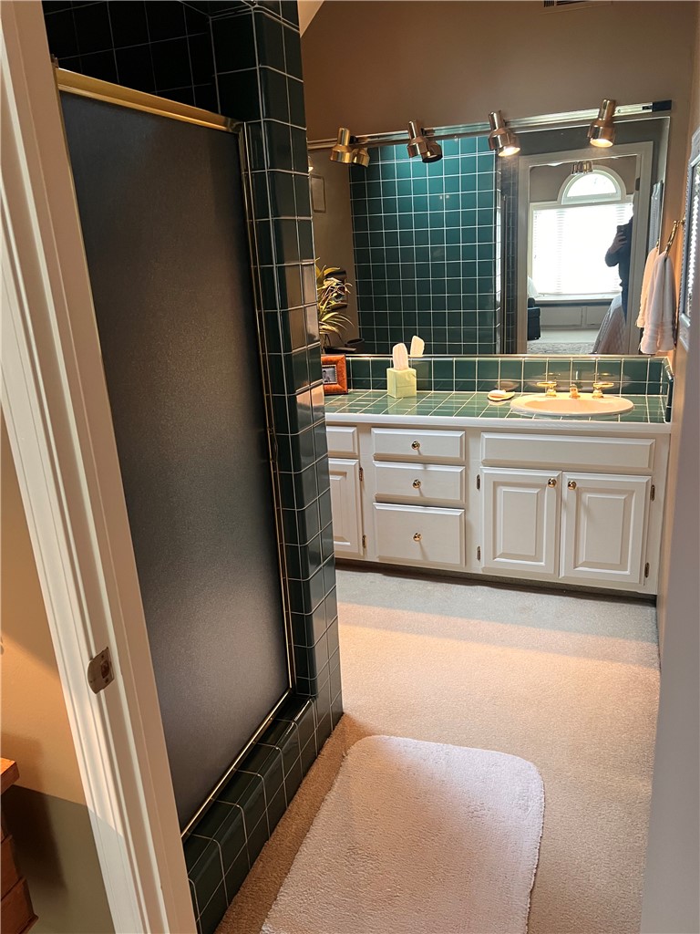 Skyline Manor Unit Ii - Residential