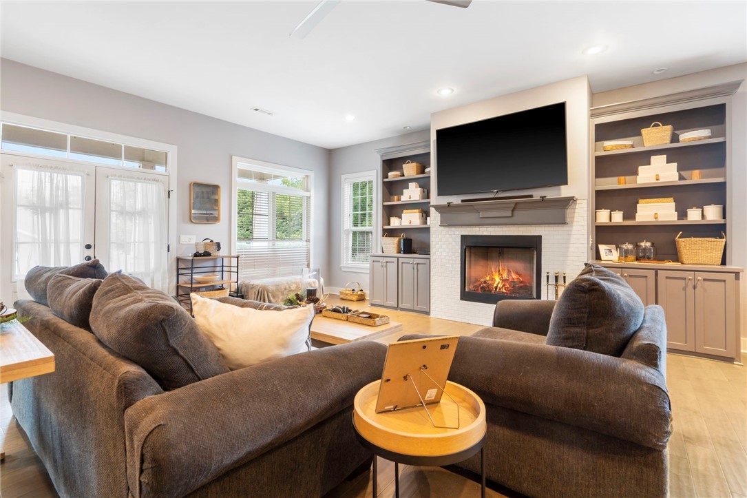 N/A - Residential Lease