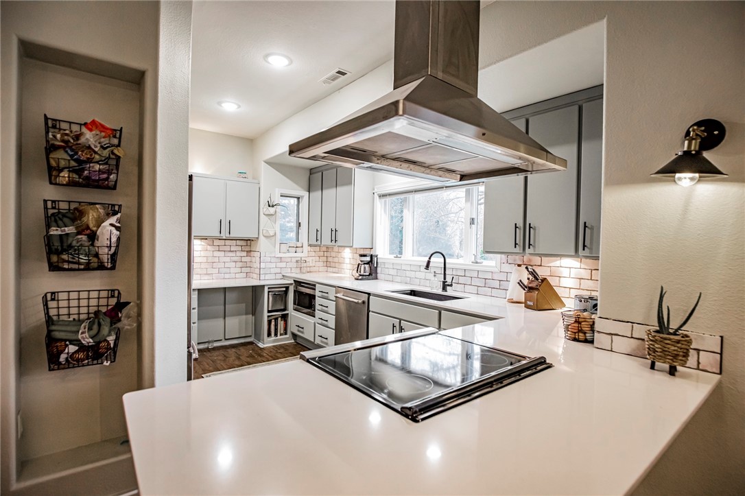 04-20-28-RURAL - Residential