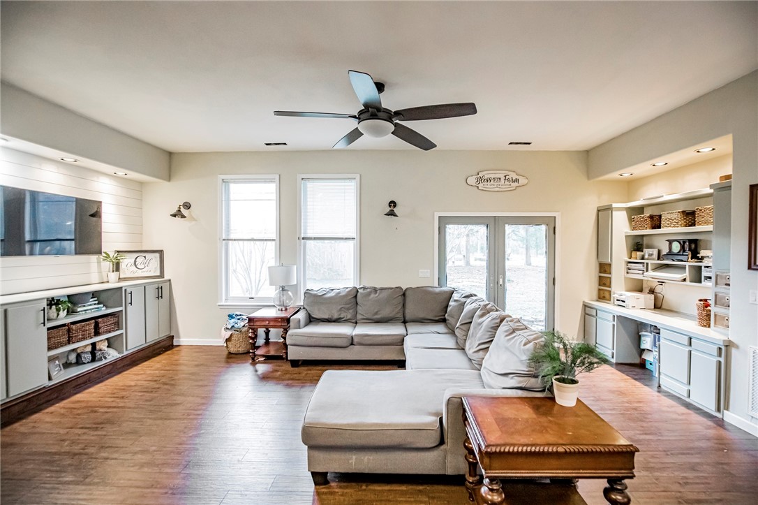 04-20-28-RURAL - Residential