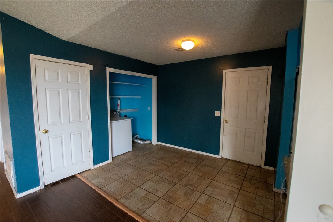 Hidden Lake Estates Spr - Residential