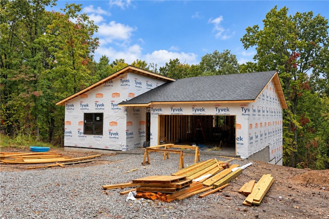 20 Lothian Drive - Photo 2