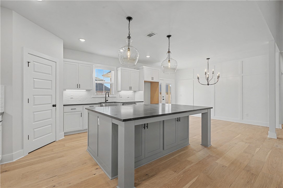 MAPLE ESTATES PH III-CENTERTON - Residential