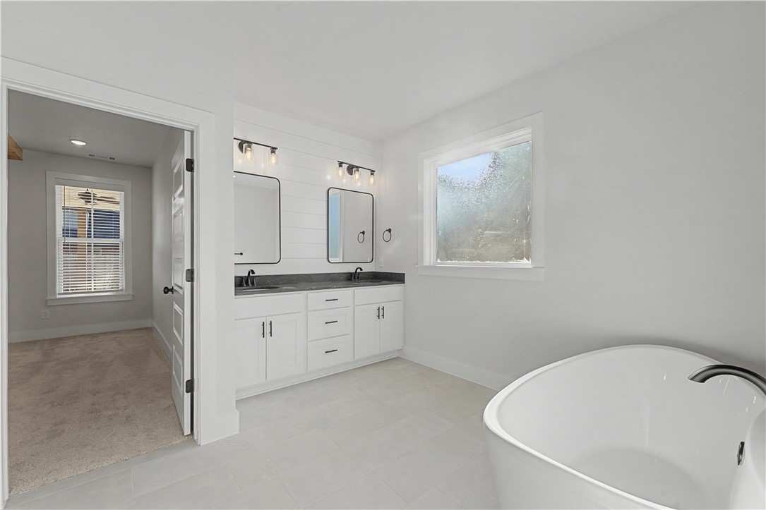 MAPLE ESTATES PH III-CENTERTON - Residential