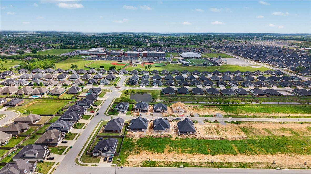 MAPLE ESTATES PH III-CENTERTON - Residential