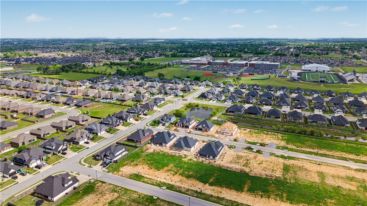 MAPLE ESTATES PH III-CENTERTON - Residential