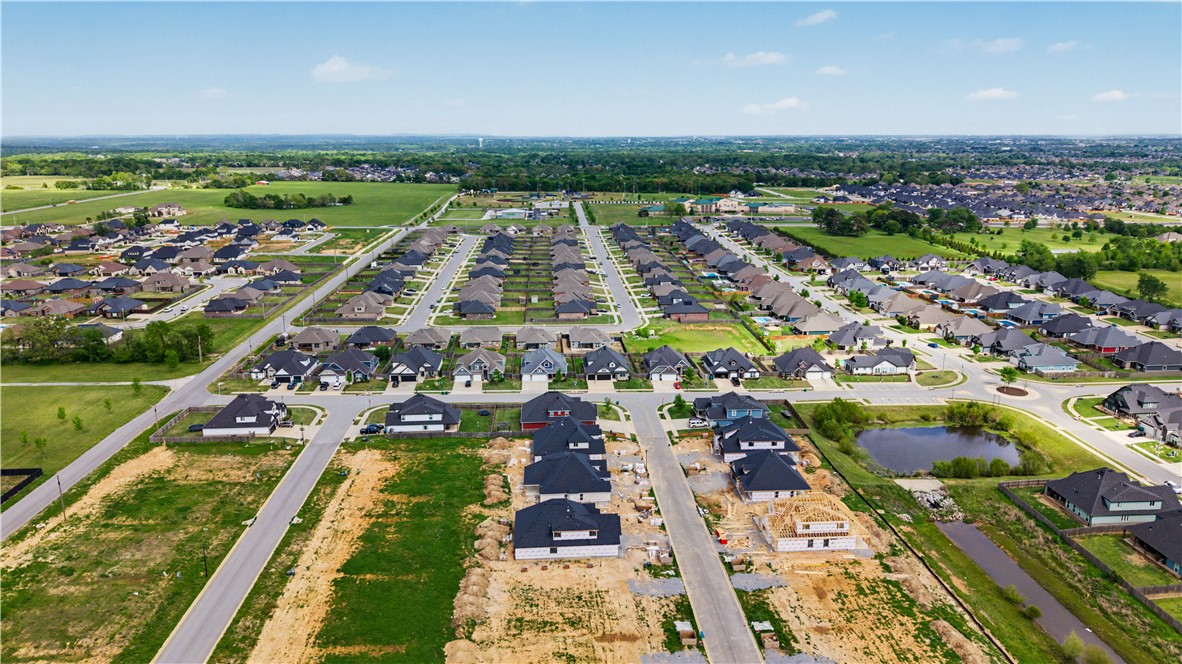 MAPLE ESTATES PH III-CENTERTON - Residential