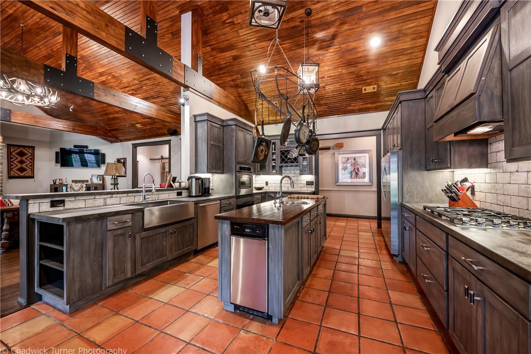 Tontitown Outlots - Residential