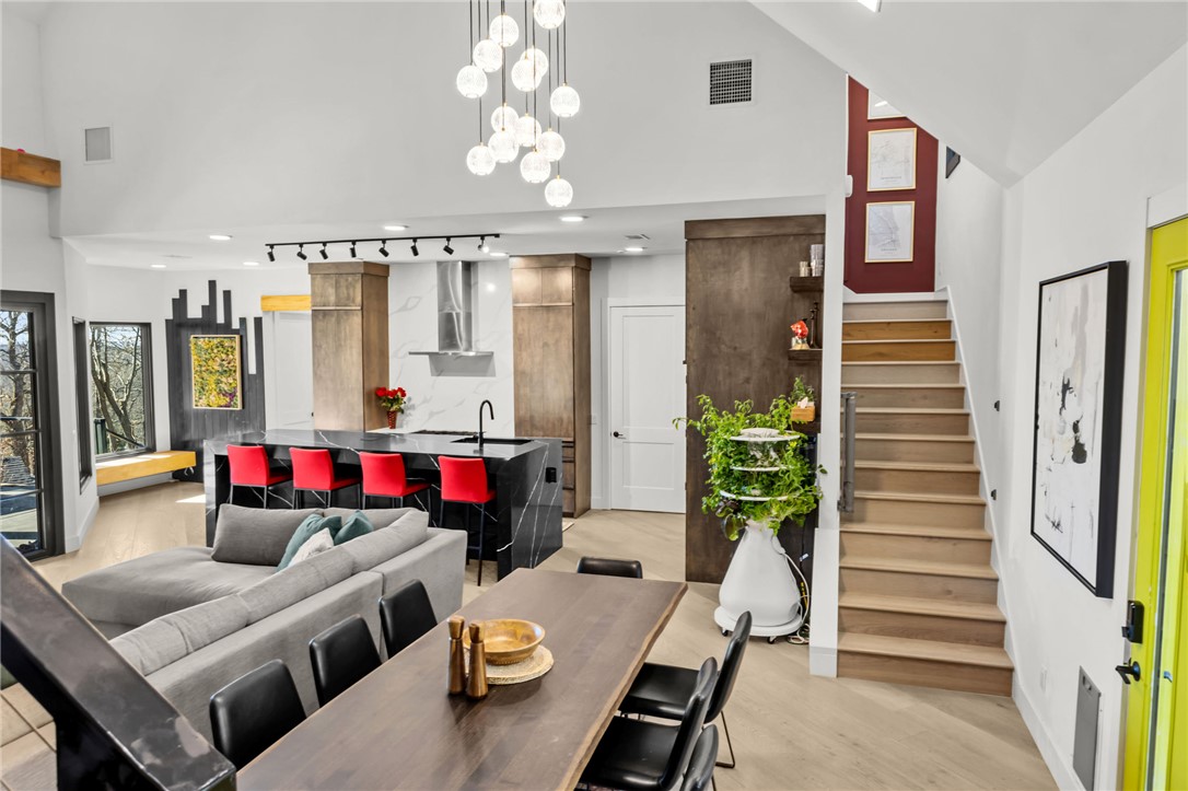 Mount Sequoyah - Residential