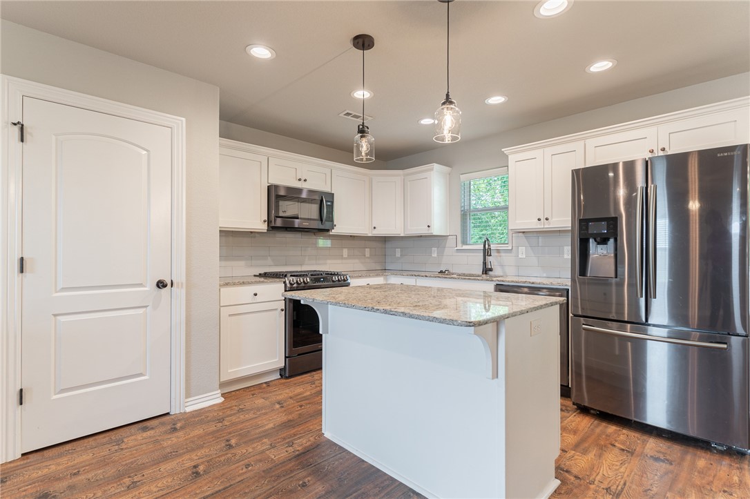 Belle Meade, Ph III - Residential