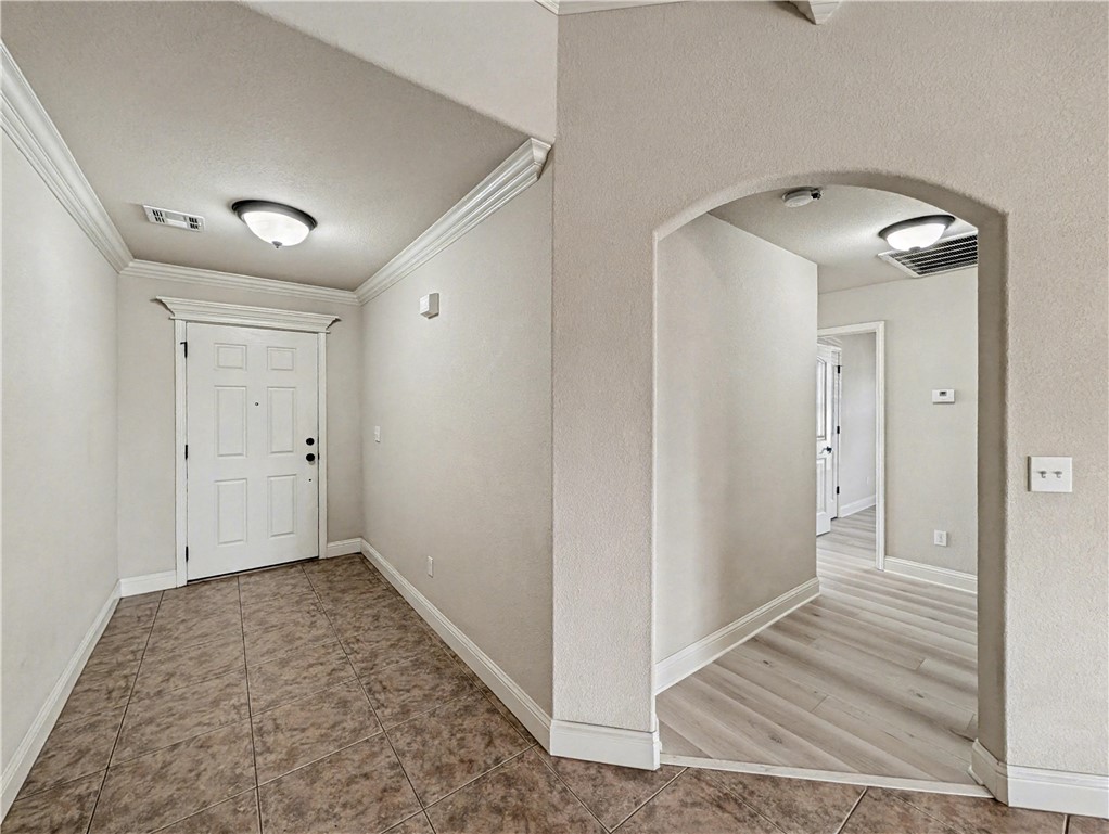 Laurynwood - Residential Lease