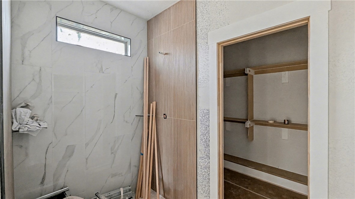 NORFOLK SUB-BVV - Residential