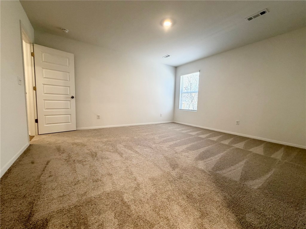 CASTLEWOOD SUB-RURBAN - Residential Lease