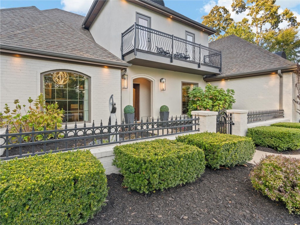 Estates Of Lakeway - Residential
