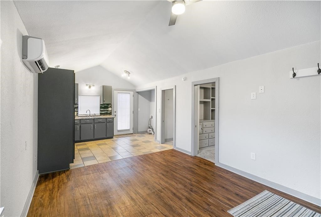 W A Burks Add Bentonville - Residential