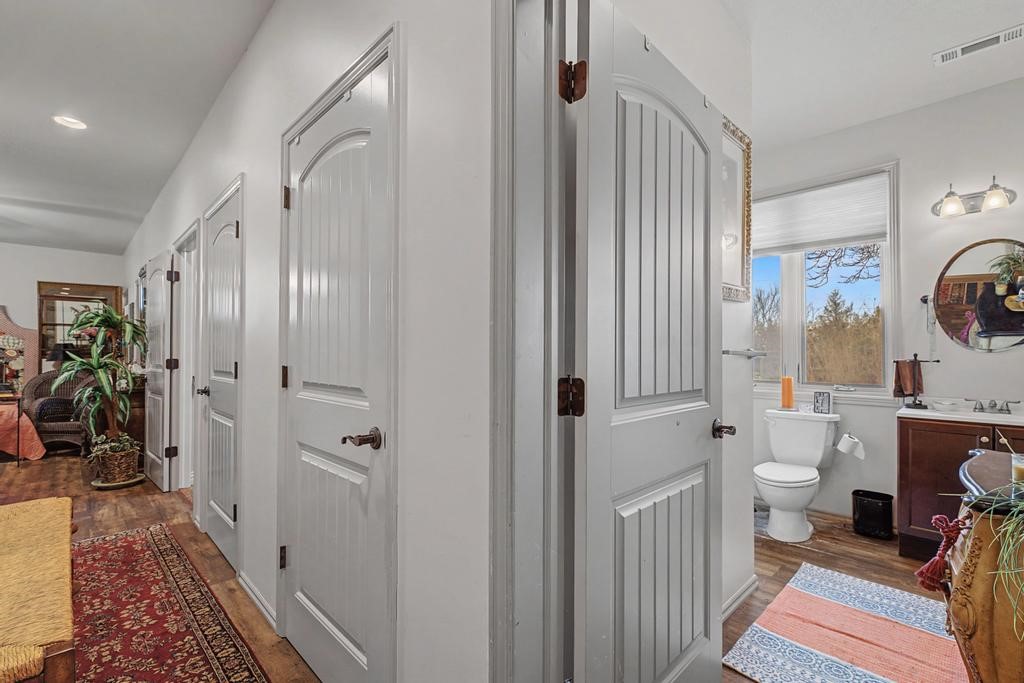 Unit 116 Holiday Island - Residential