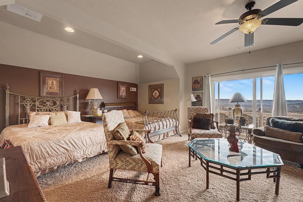 Unit 116 Holiday Island - Residential