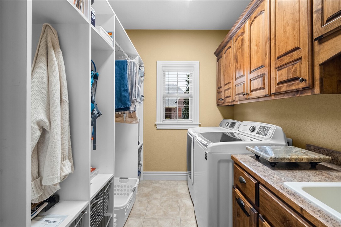 Shadow Valley - Residential