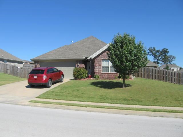 Additional $75/month for 6-month lease term.