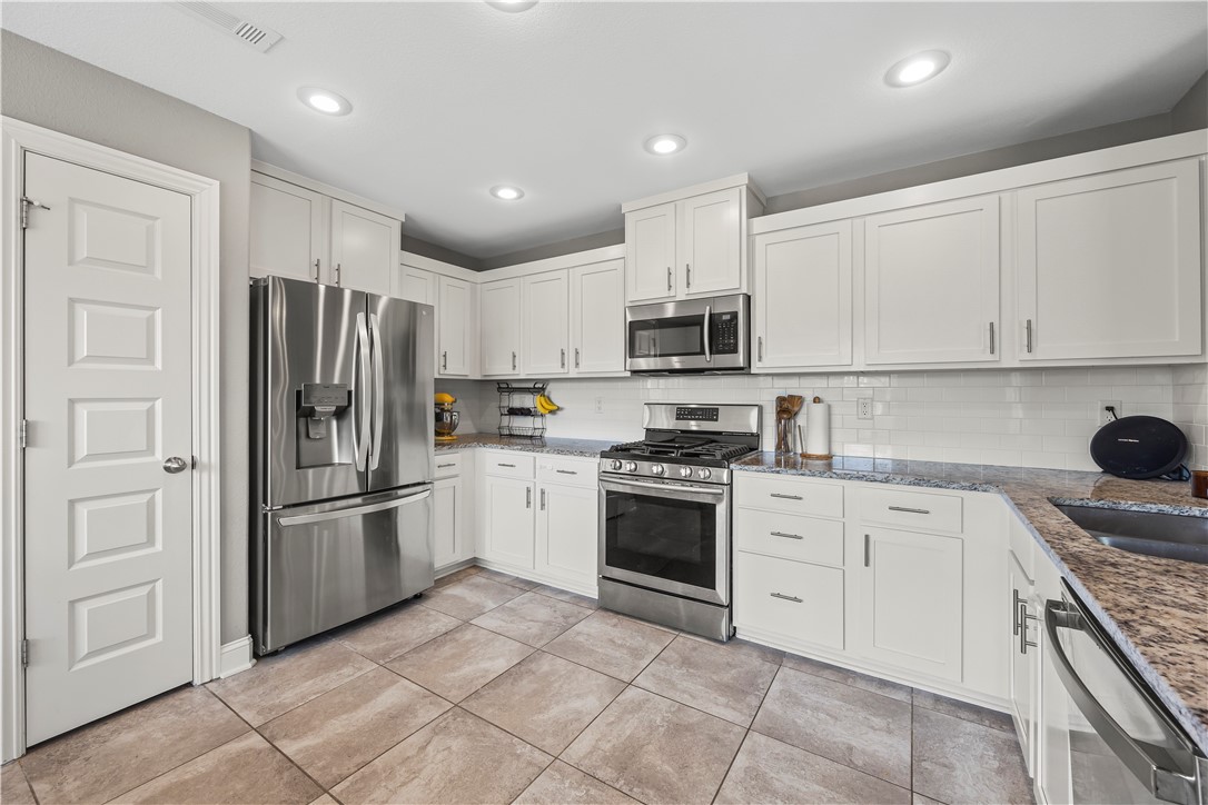 Hamptons Sub Ph Ii - Residential