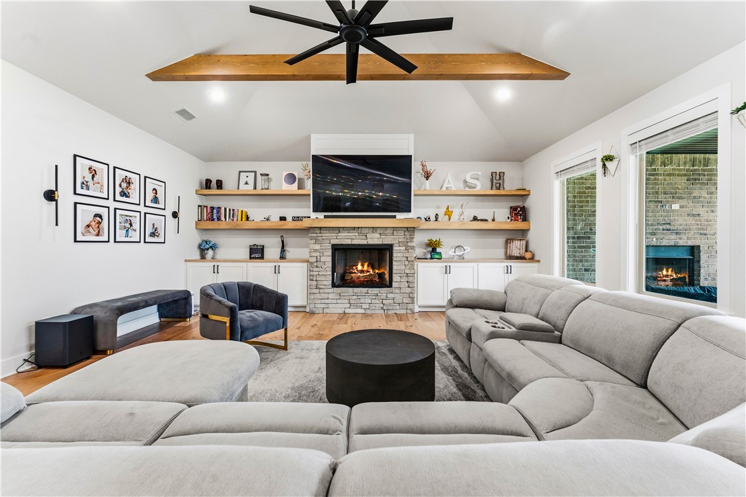 Diamond Estates Ph Iv Centerton - Residential