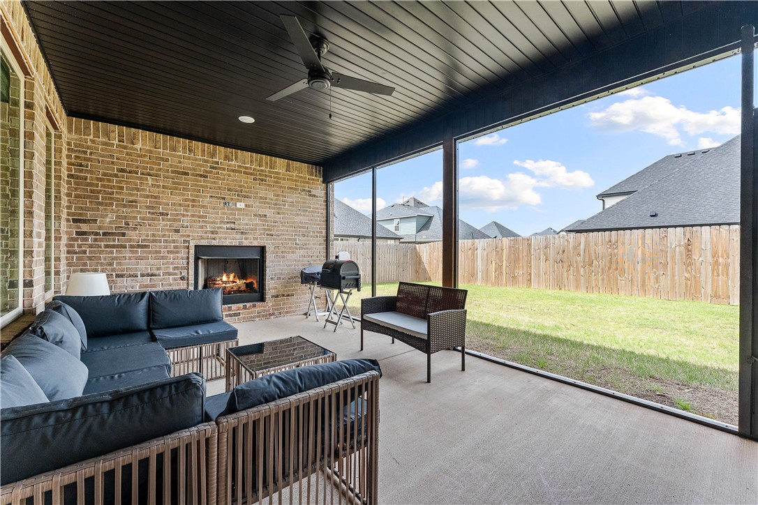 Diamond Estates Ph Iv Centerton - Residential