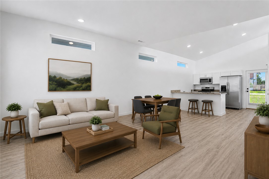 FEATHERSTON VILLAGE PH 2-CENTERTON - Residential