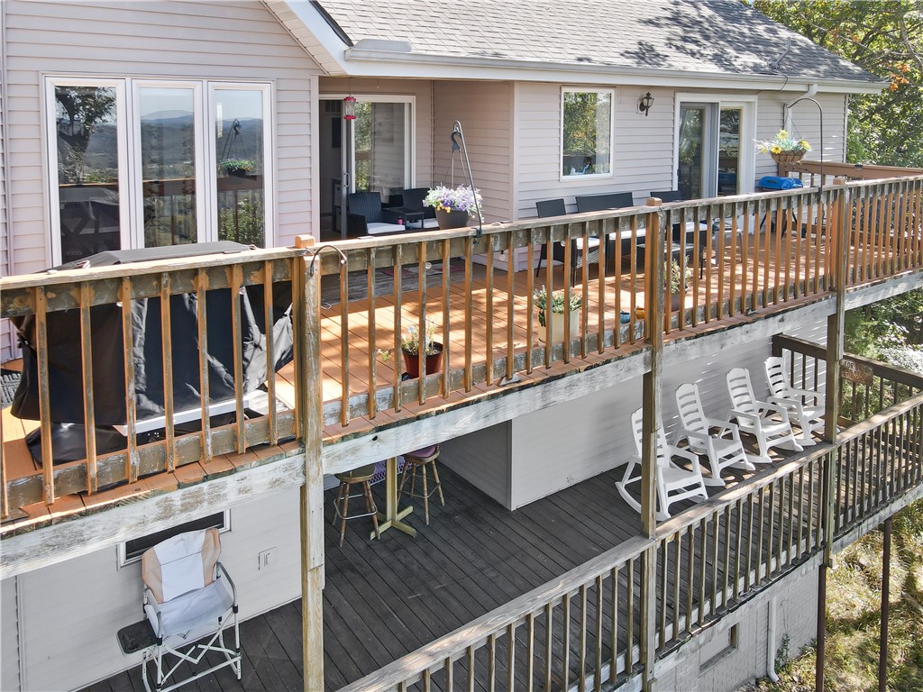 Unit 6 Holiday Island - Residential