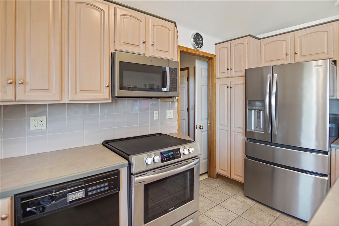 Unit 6 Holiday Island - Residential