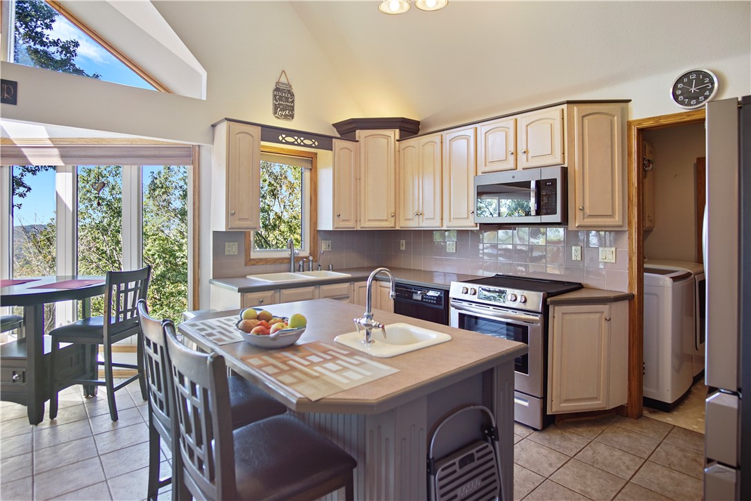 Unit 6 Holiday Island - Residential