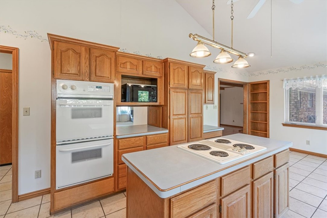 University View Sub Siloam Spgs - Residential