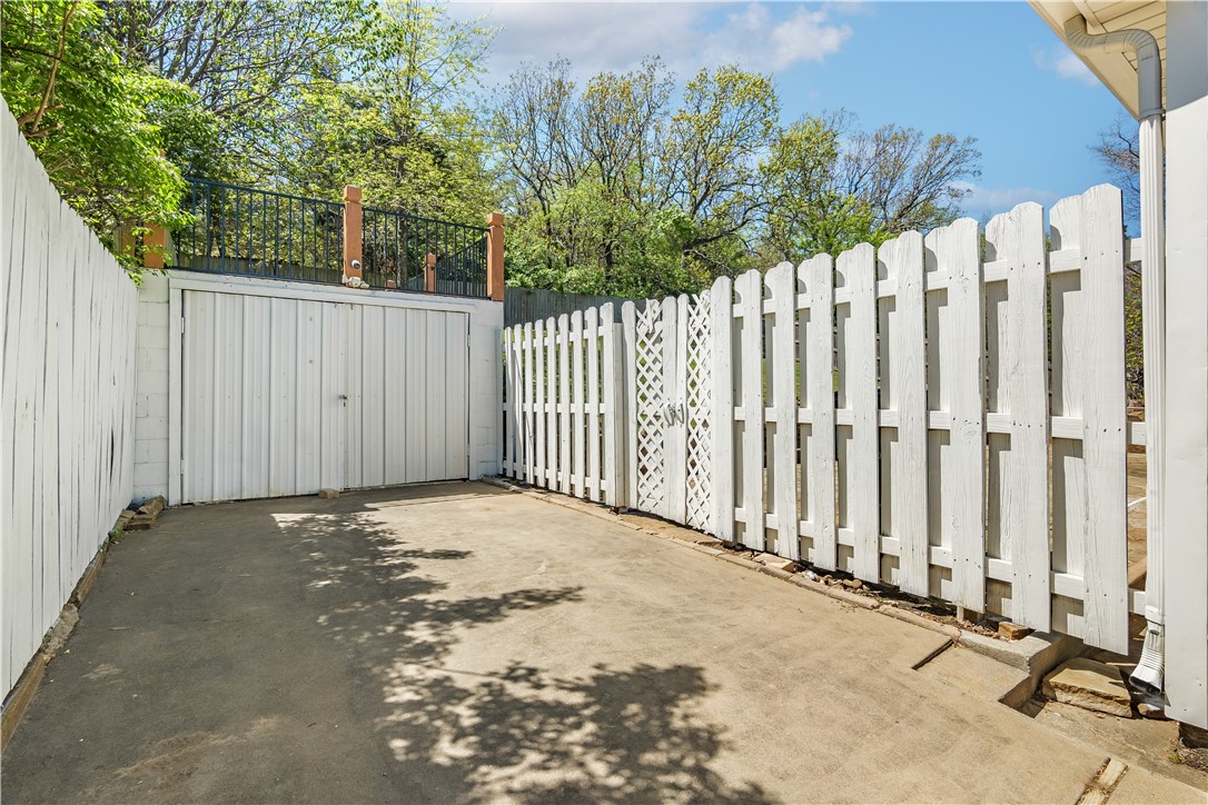 Maple Park Add - Residential