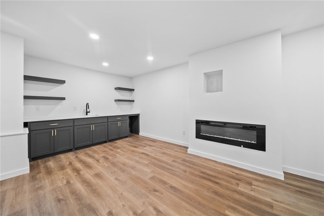 Dunvegan Sub Bvv - Residential