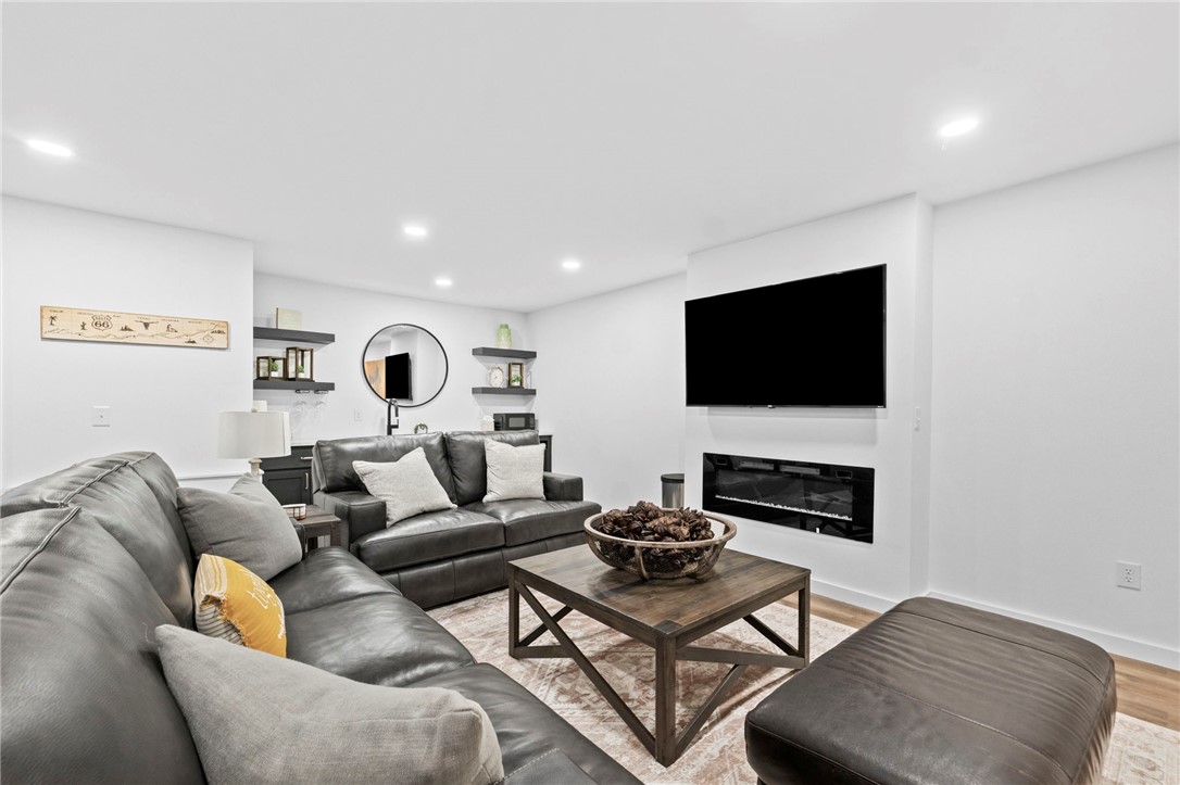 Dunvegan Sub Bvv - Residential