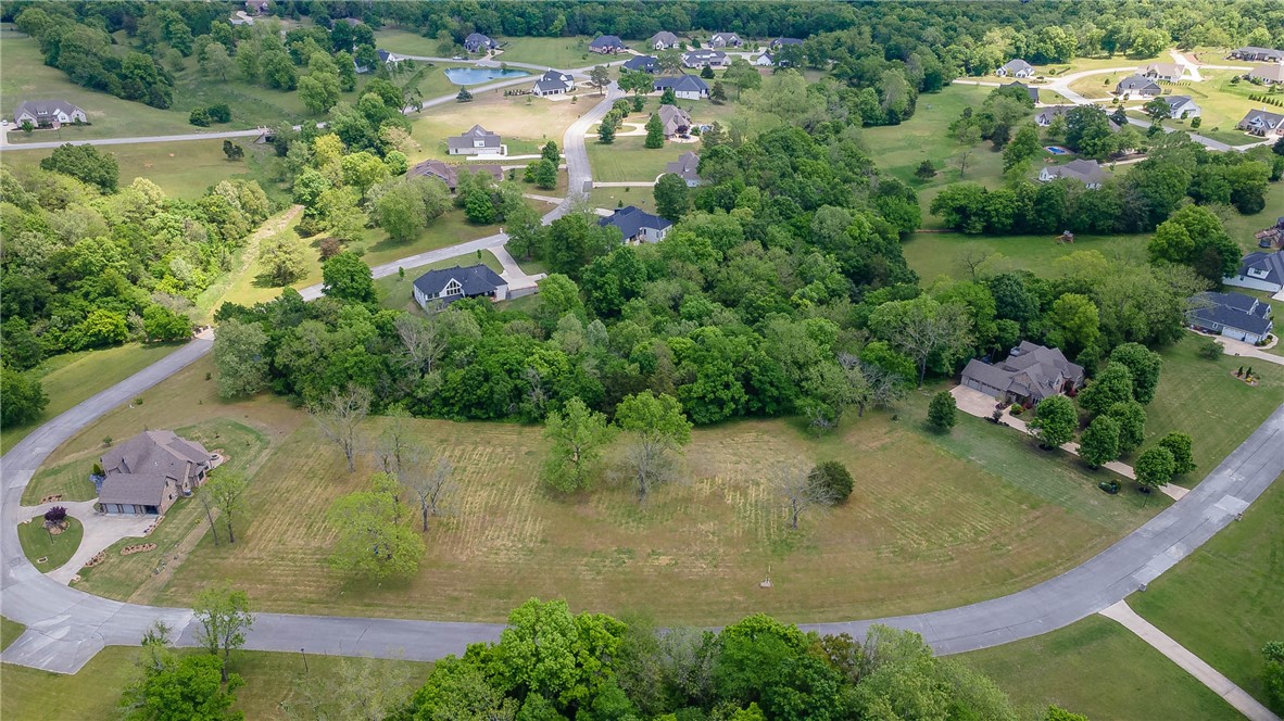 Knolls - Land
