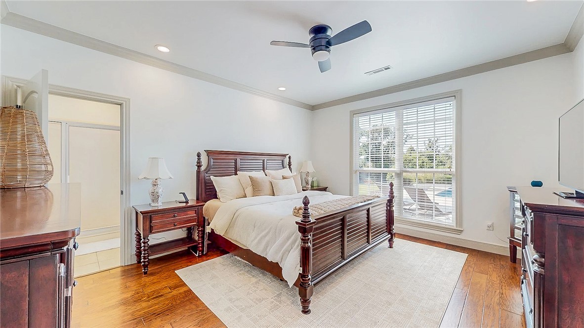 Soaring Hawk Sub Cave Spgs - Residential