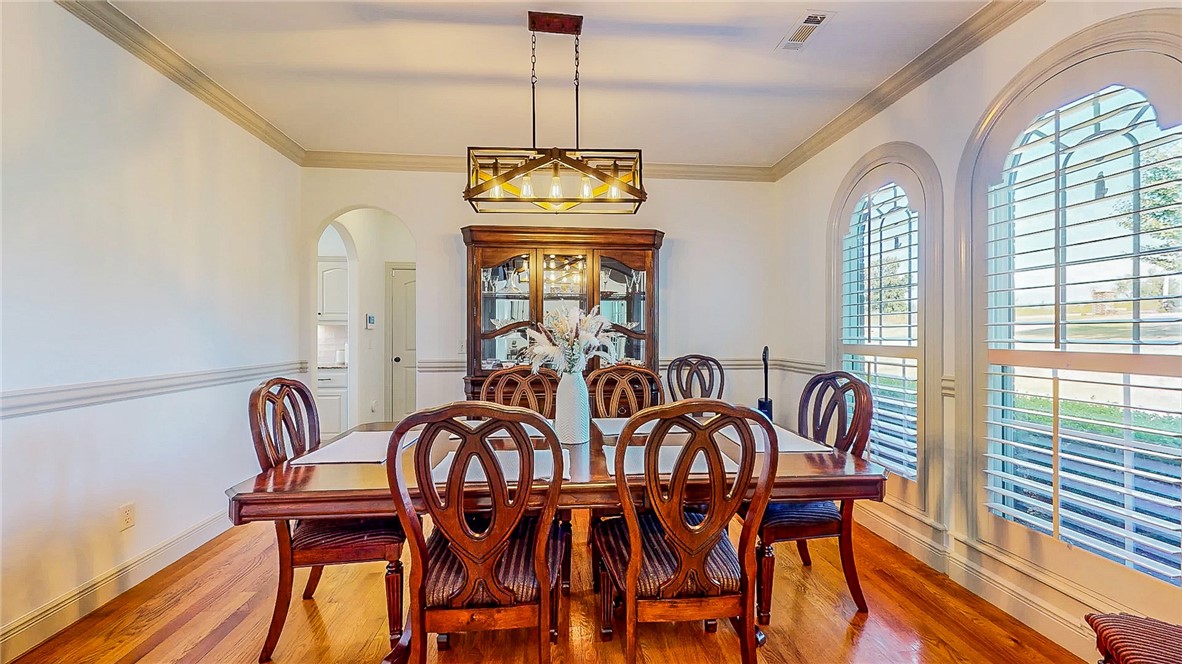 Soaring Hawk Sub Cave Spgs - Residential