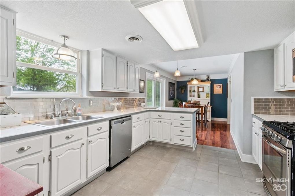 Park Add Bentonville - Residential Lease