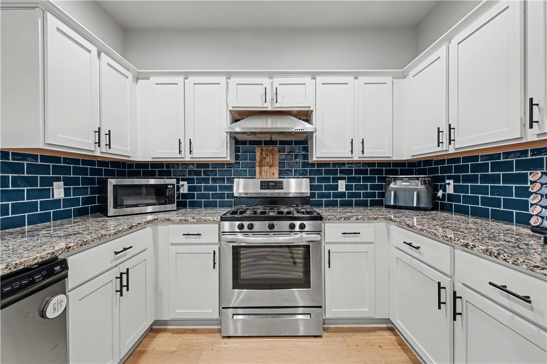 Grove Ph Ill, The Rogers - Residential