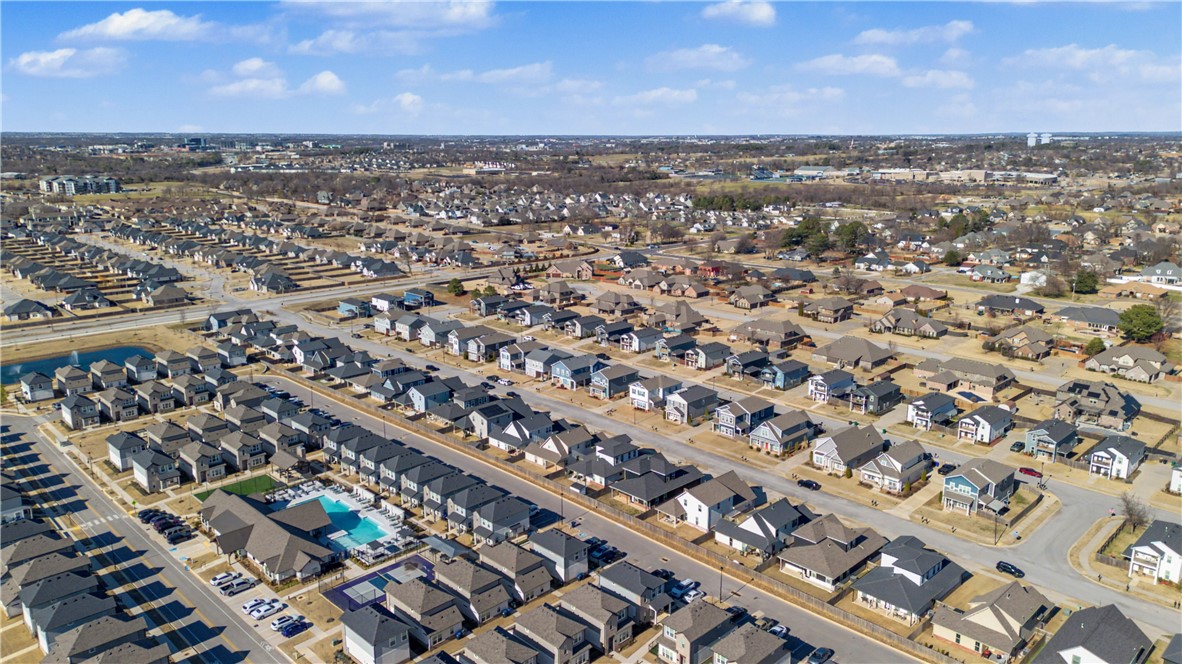 Grove Ph Ill, The Rogers - Residential