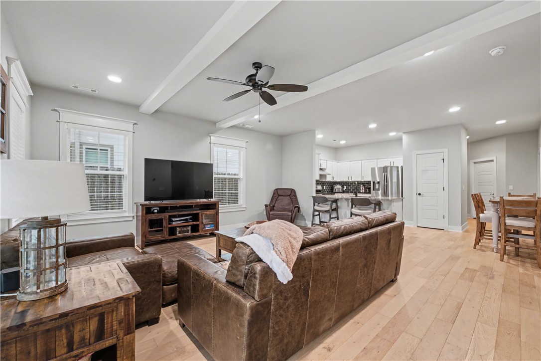 Grove Ph Ill, The Rogers - Residential