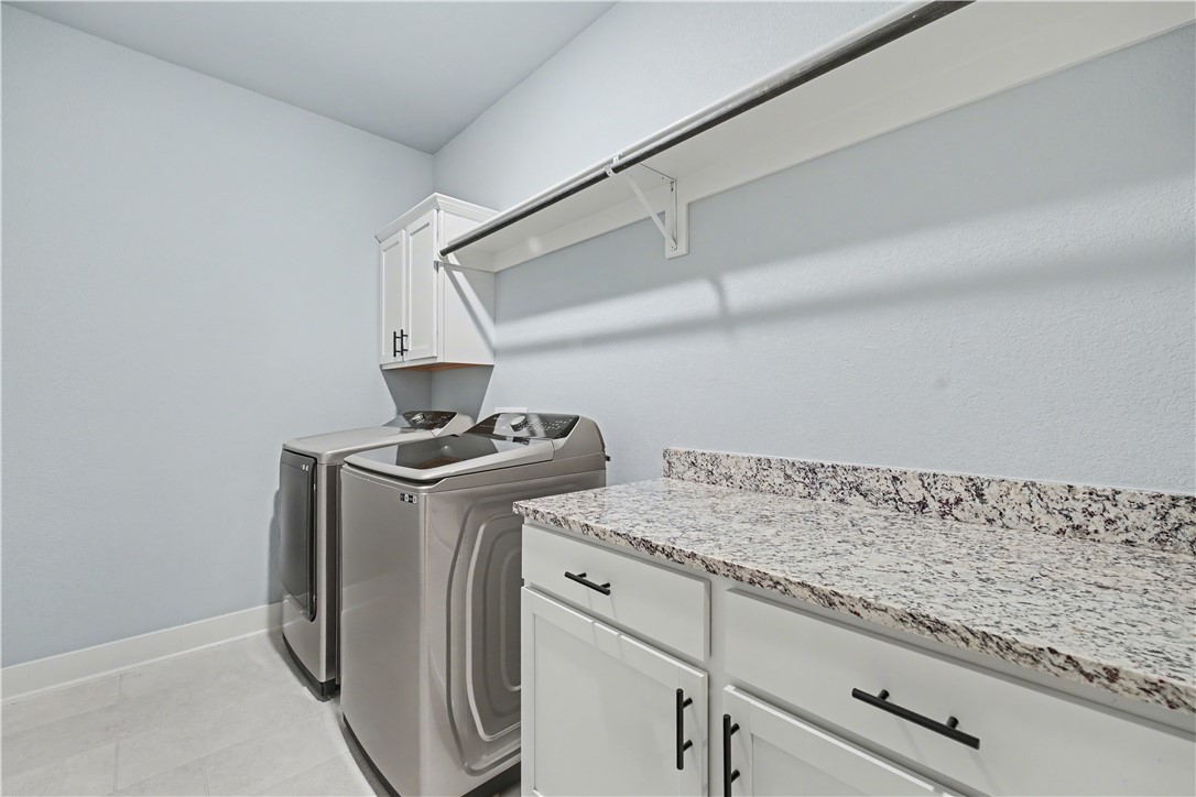 Grove Ph Ill, The Rogers - Residential