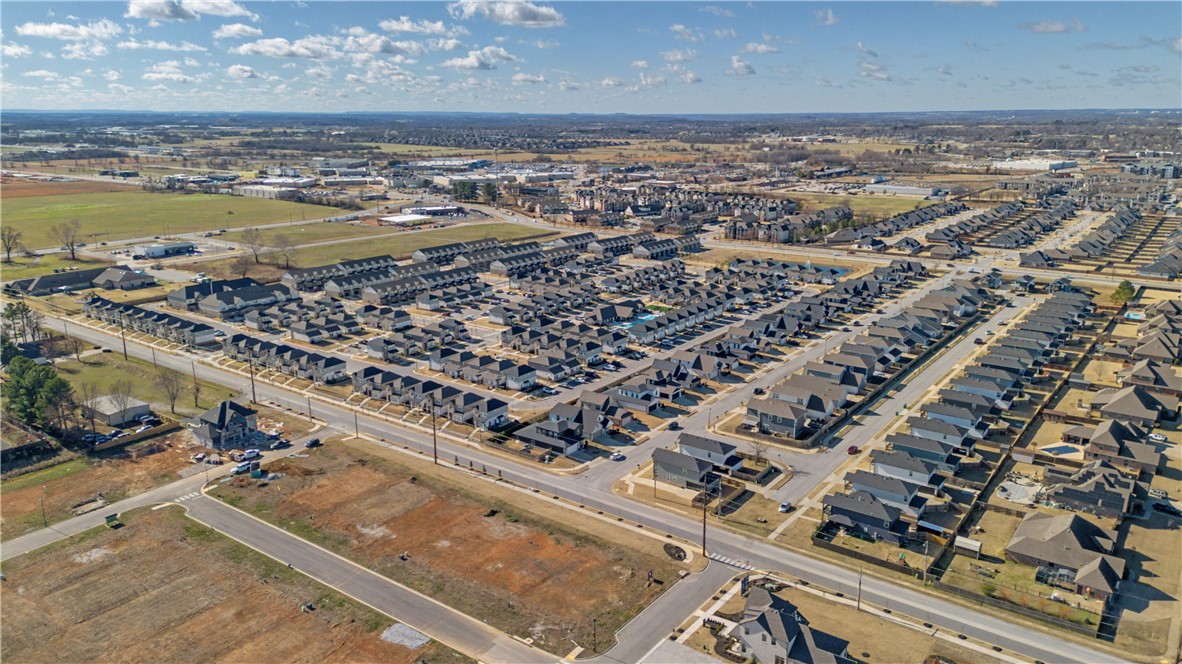 Grove Ph Ill, The Rogers - Residential