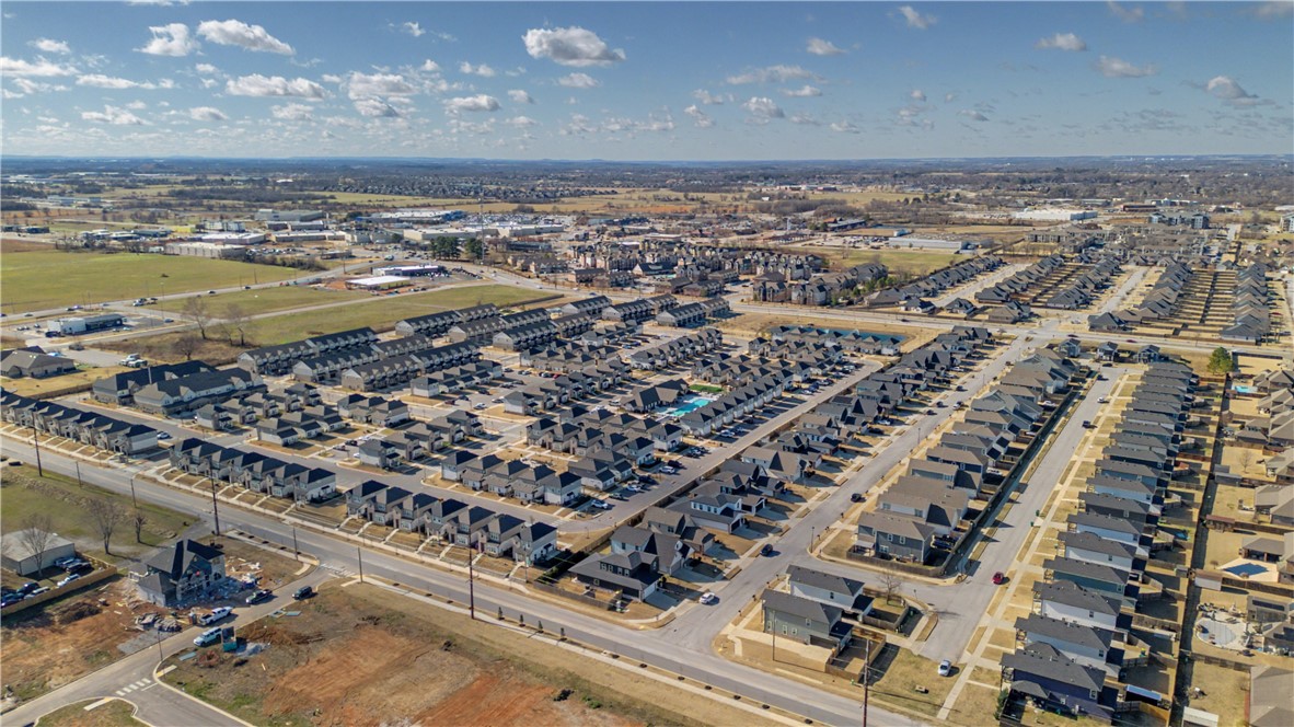 Grove Ph Ill, The Rogers - Residential